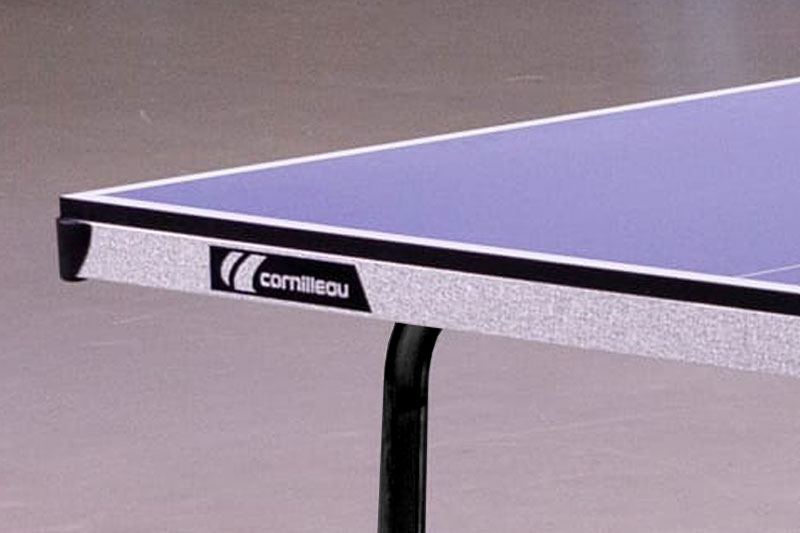 Robust frame of Cornilleau 400 Indoor table
